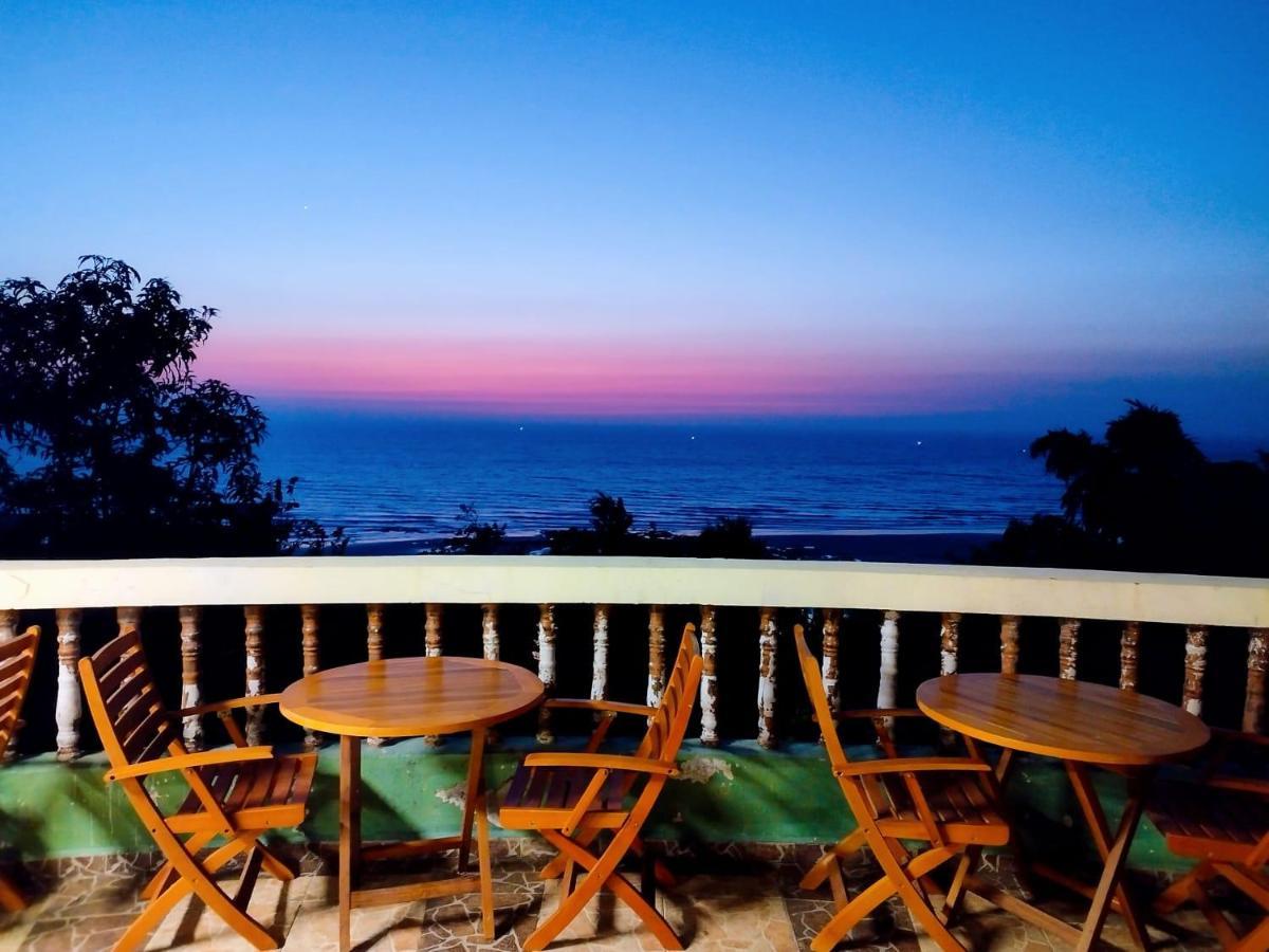 Villa Infinity By The Sea Murud  Exterior foto